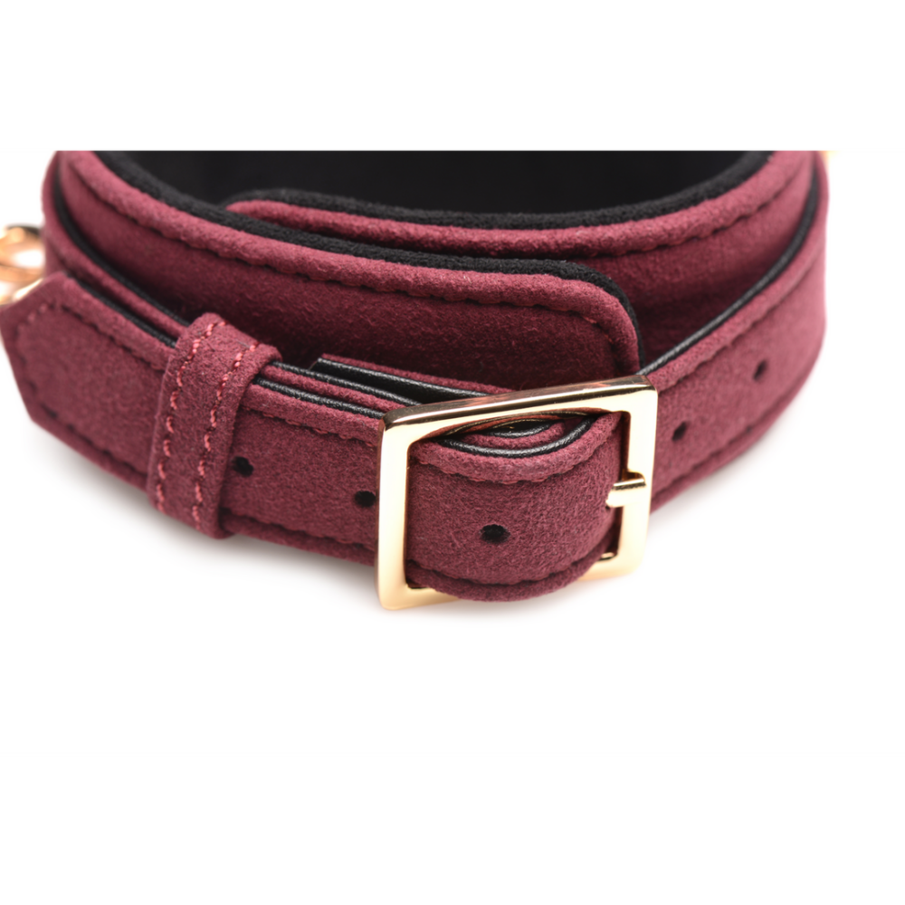 6-delige Velvet Burgundy Bondage Set met Cuffs, Collar en Belt - Afbeelding 5